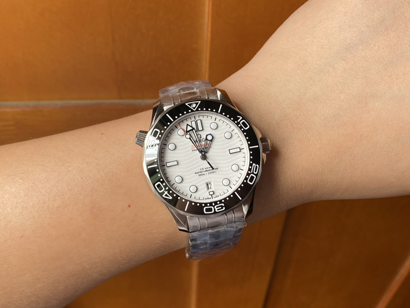 VS廠海馬300米熊貓色復刻手表品質(zhì)細節(jié)品鑒分析