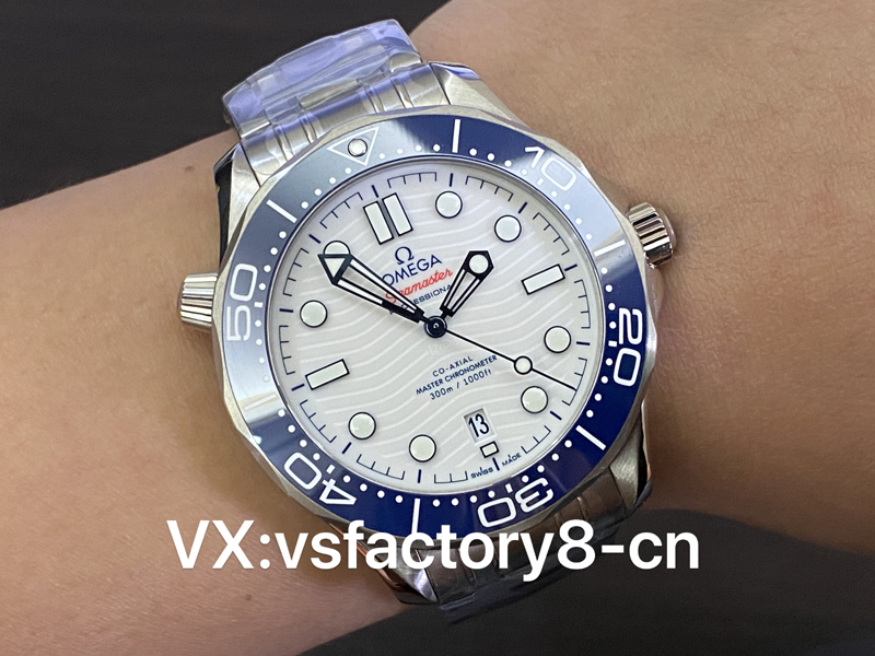 VS廠歐米茄東京奧運(yùn)特別版藍(lán)圈白面海馬300米復(fù)刻表值不值得入手