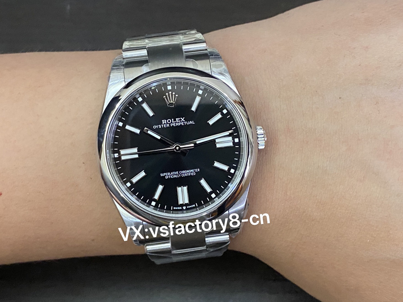 勞力士41m黑面蠔式恒動丹東3230一體機(jī)芯細(xì)節(jié)做工值不值得入手評測