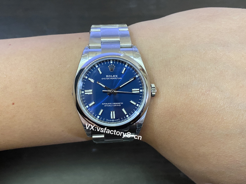 勞力士藍面蠔式恒動丹東3230機復(fù)刻表細節(jié)做工值得入手嗎