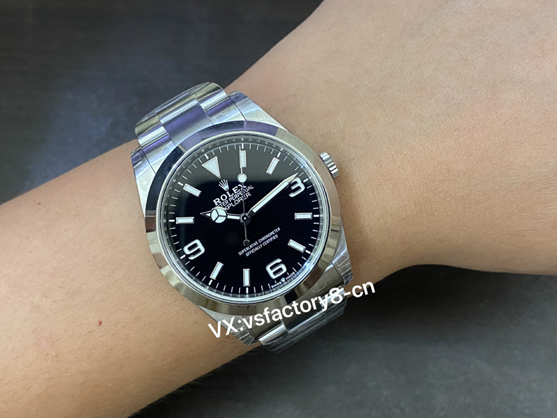 勞力士40m黑面探險(xiǎn)家探一復(fù)刻表丹東3230機(jī)芯細(xì)節(jié)做工復(fù)刻還原評(píng)測(cè)