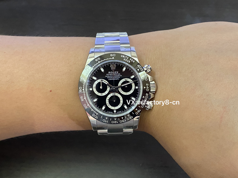 勞力士迪通拿黑陶迪丹東4130復(fù)刻表細(xì)節(jié)做工復(fù)刻還原深度分析