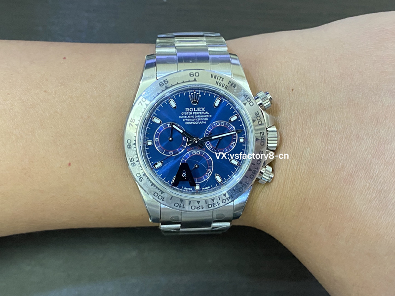 勞力士40m藍貓迪通拿復(fù)刻表丹東4130機芯V3版細節(jié)做工復(fù)刻還原怎么樣